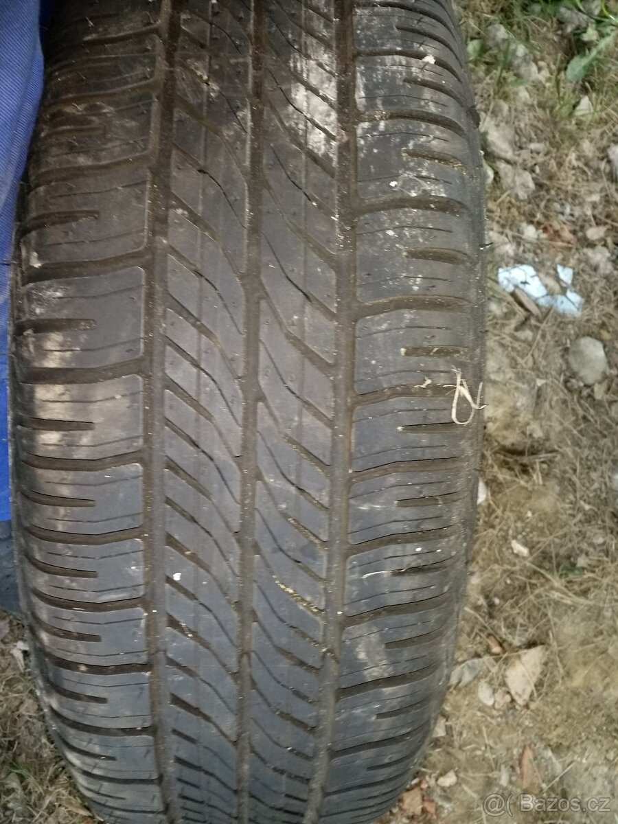 Prodám disk s pneu ford 175x65x14 4x108 et 47,5