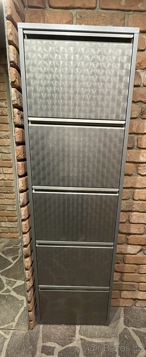 Stříbrný botník Kare Design
