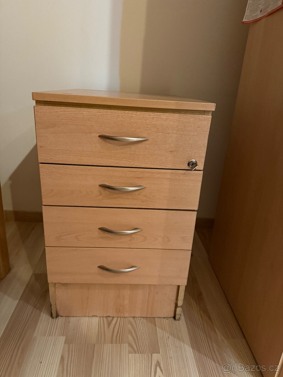 Skřiň