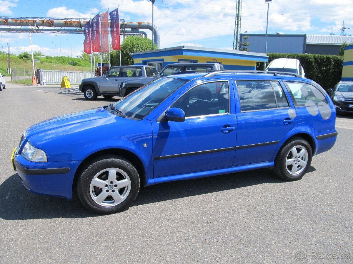 Škoda Octavia 1.6 i KOMBI ČR 1.maj