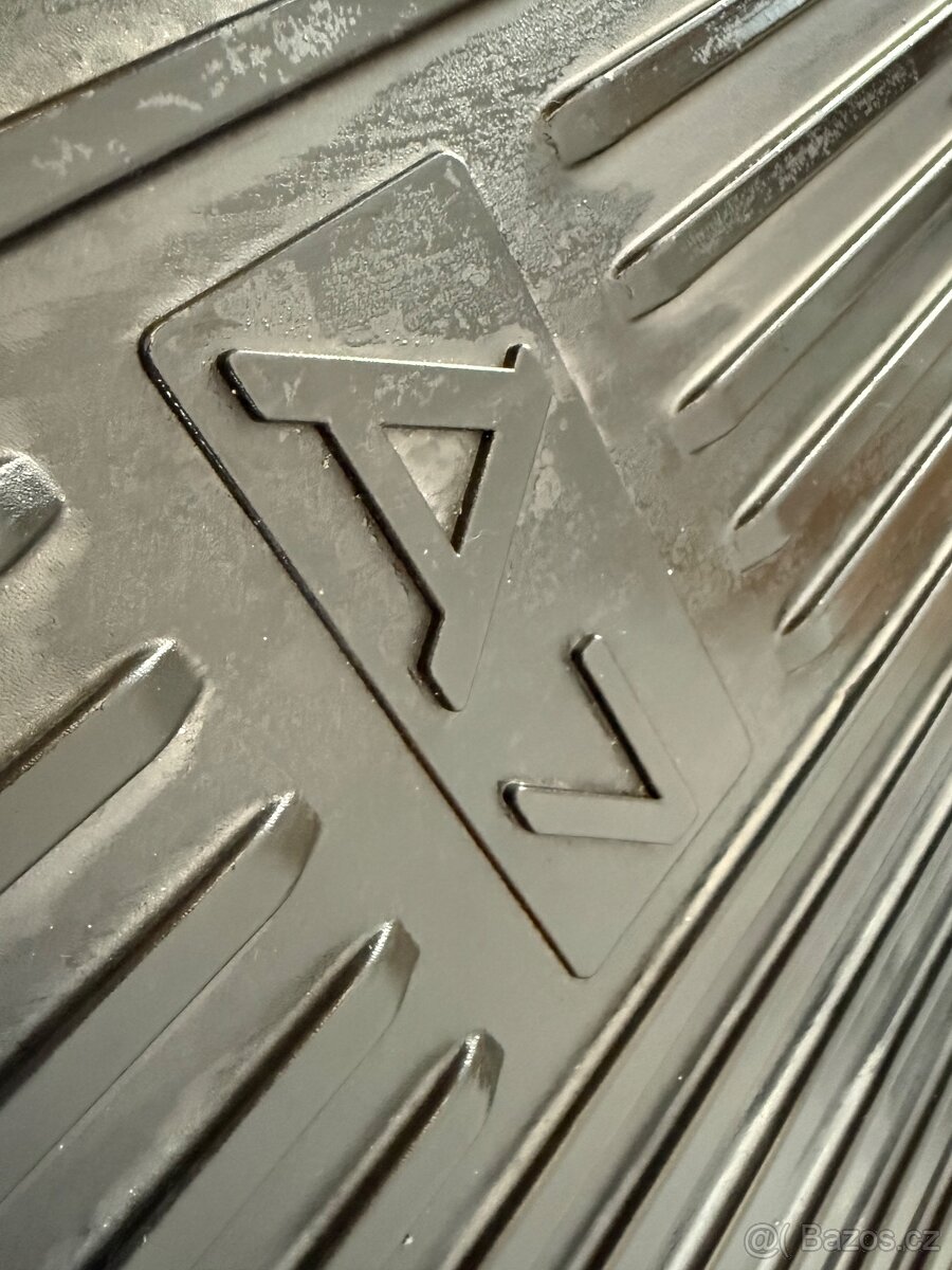 Gumová vana do kufru Audi A7