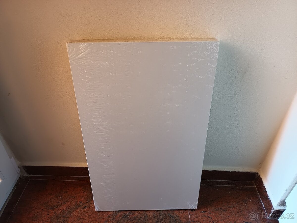 IKEA UTRUSTA – 2× police 60×37 cm (nové)