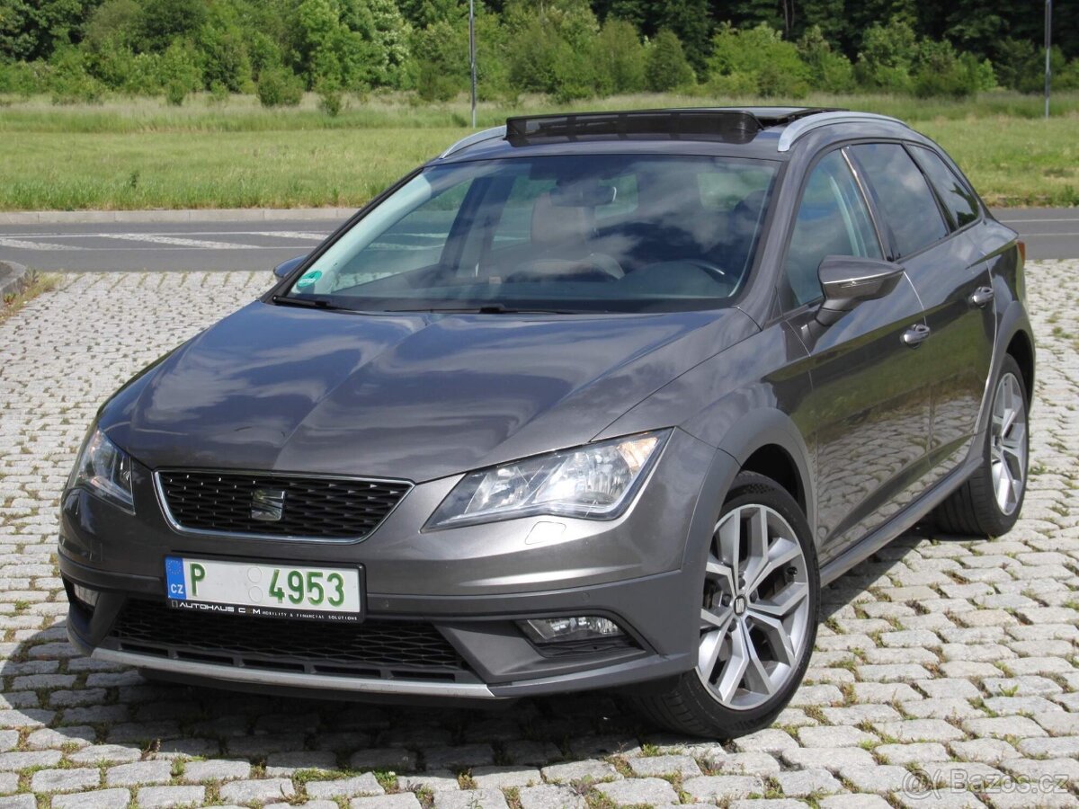 LEON X-Perience,2.0Tdi-110kw,6st.M,4Drive,TAŽNÉ,Panoram,2016