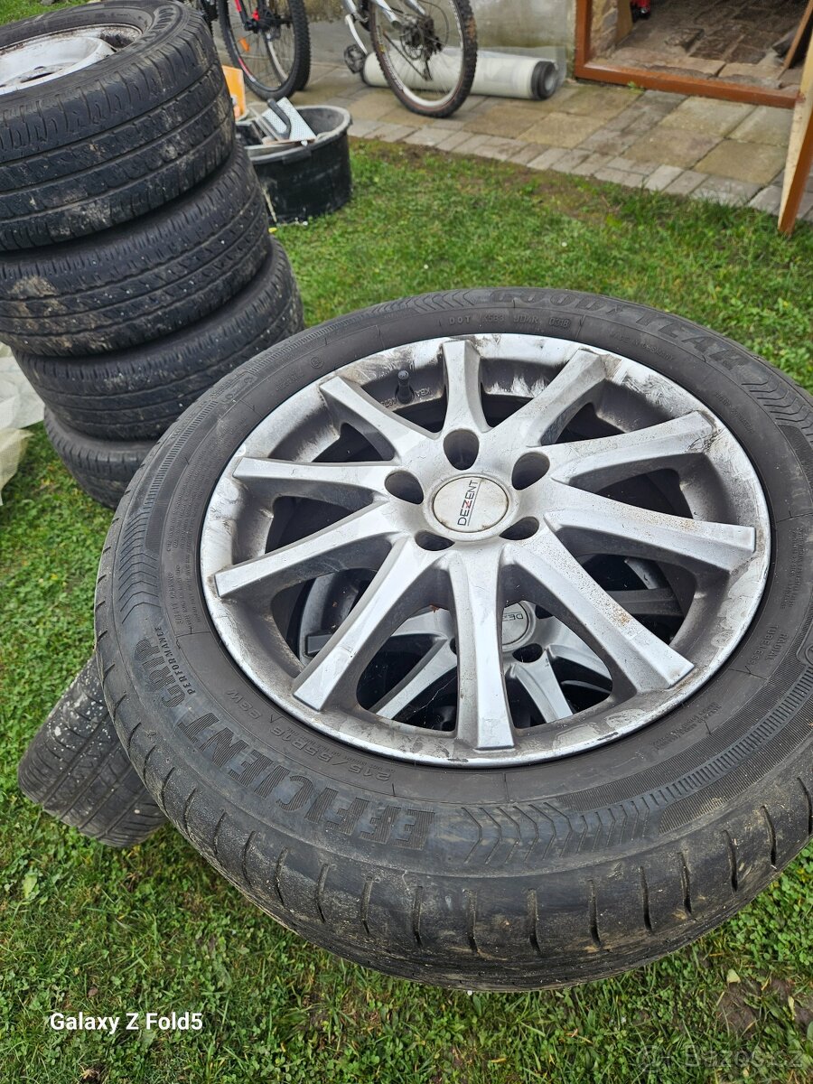Litá kola Ford