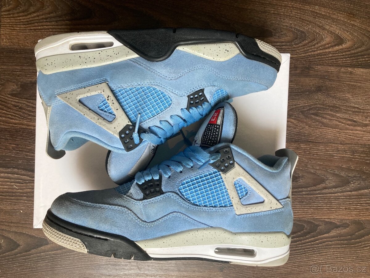 Nike Air Jordan 4 Retro