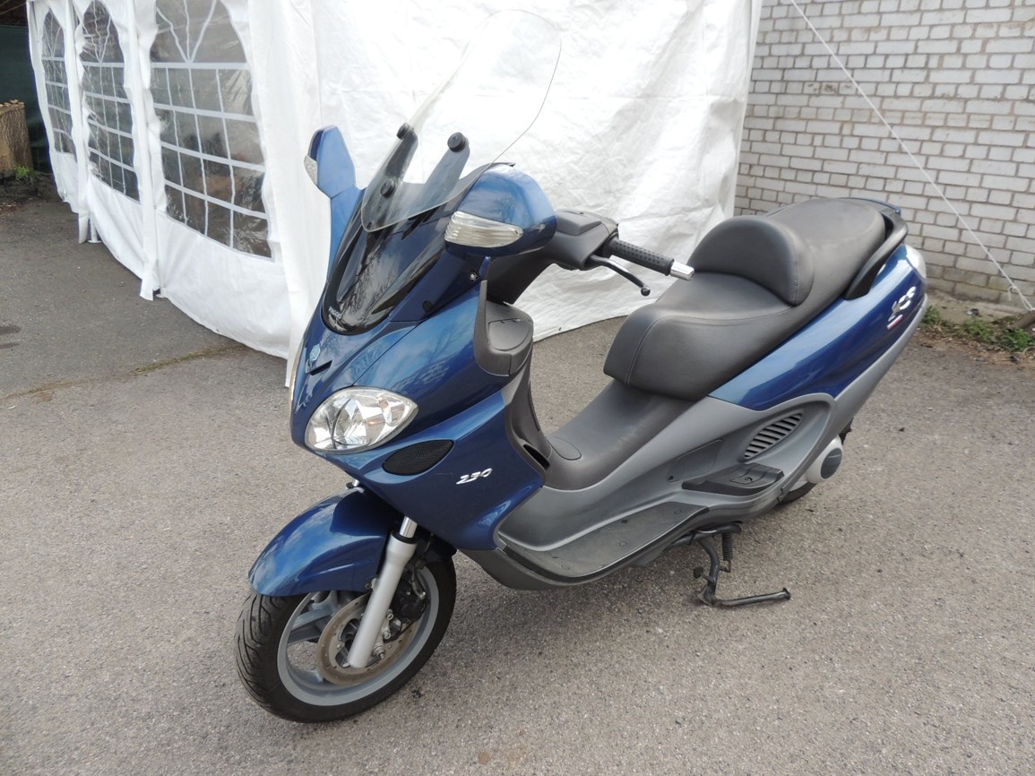 Piaggio X9 Evolution 250,r.v.2007,ČR,2maj.18000km