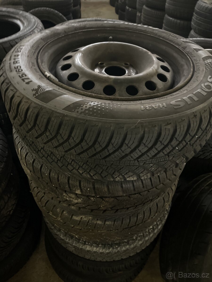 Zimní pneu R14