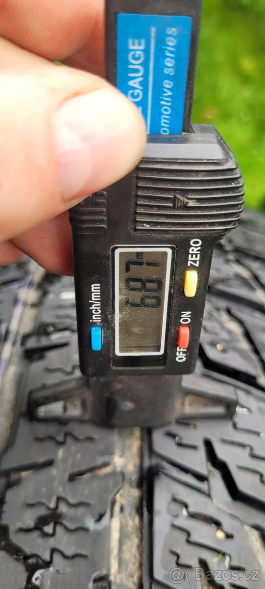 Zimní pneu 265/65/17 DOT 0520 Nokian