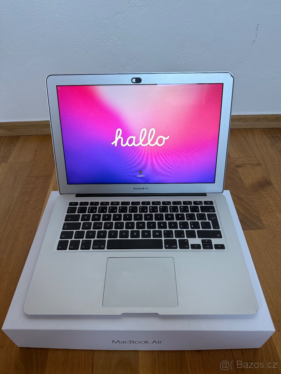 MacBook Air 13” (2017) – 128GB, plně funkční