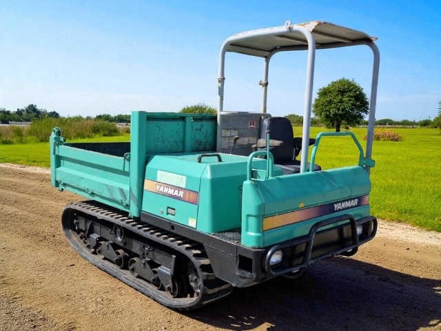 pásový minidumper Yanmar C30R-2