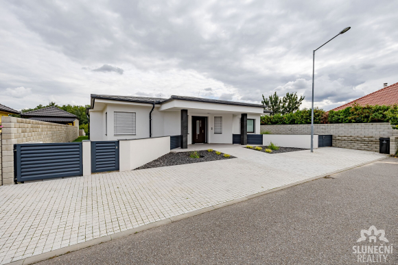 Prodej vybaveného rodinného domu 4+kk, 187 m², Moravský Píse