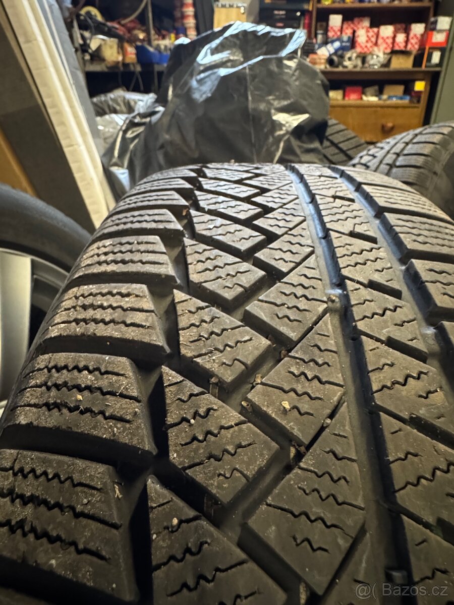 zimní alu kola s pneumatikami na VW Tiguan I 215/65 R16