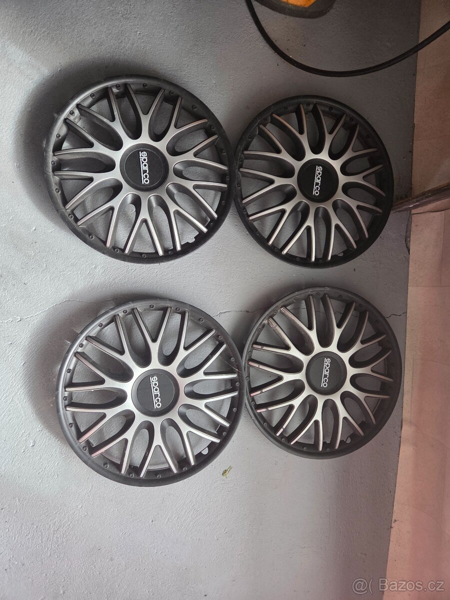 Poklice R16 univerzalni