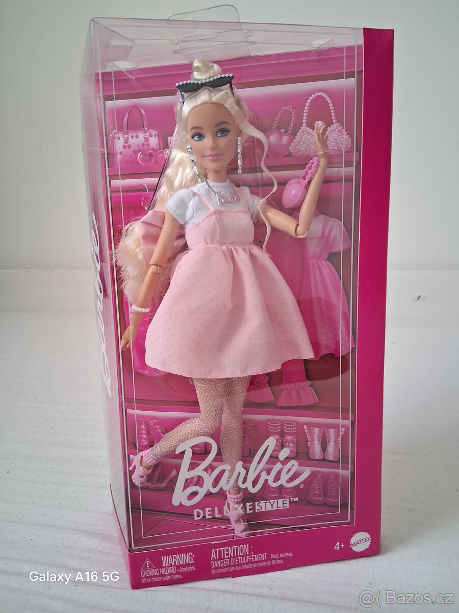 Panenka Barbie