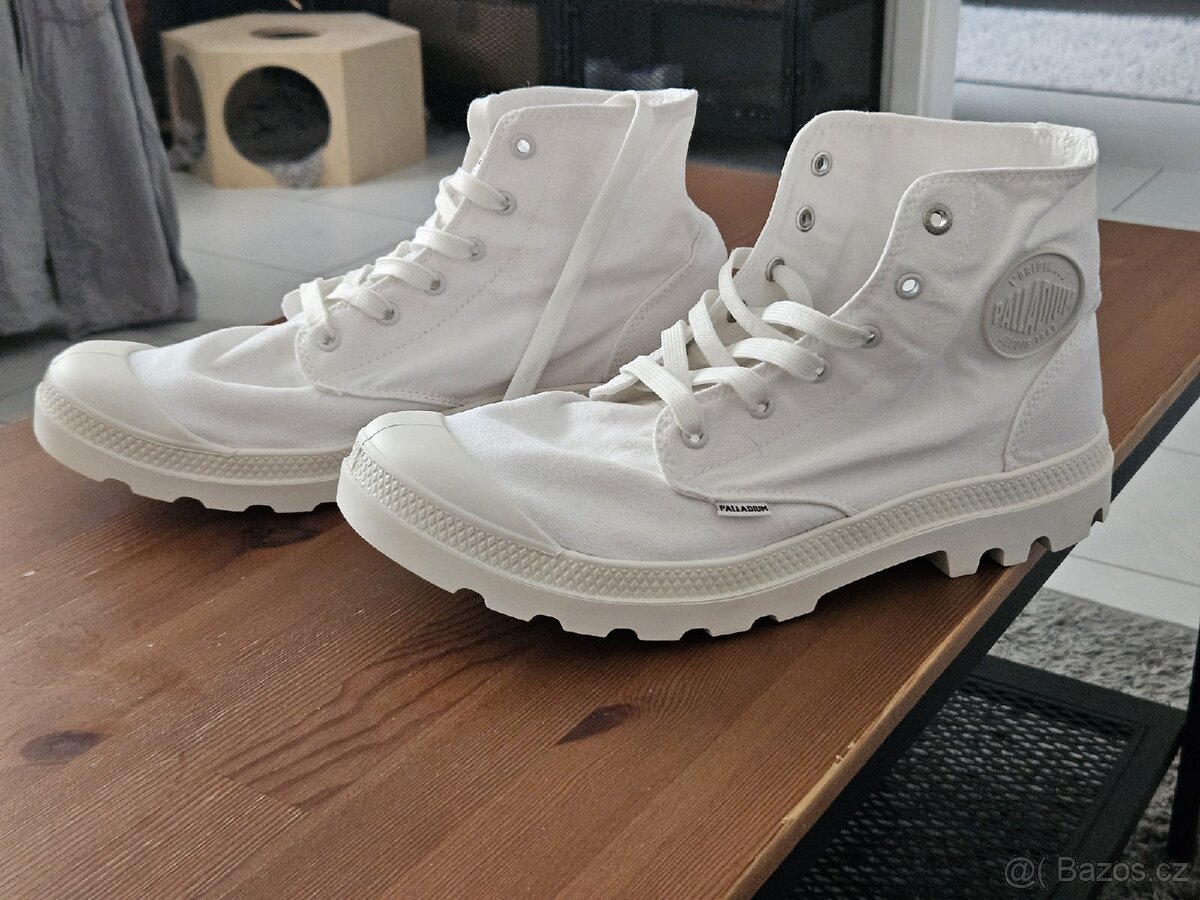 Bílé pánské high tenisky / plátěnky Palladium vel. 46