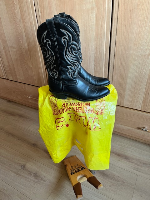 Kovbojské boty dámské 40,41 kožené