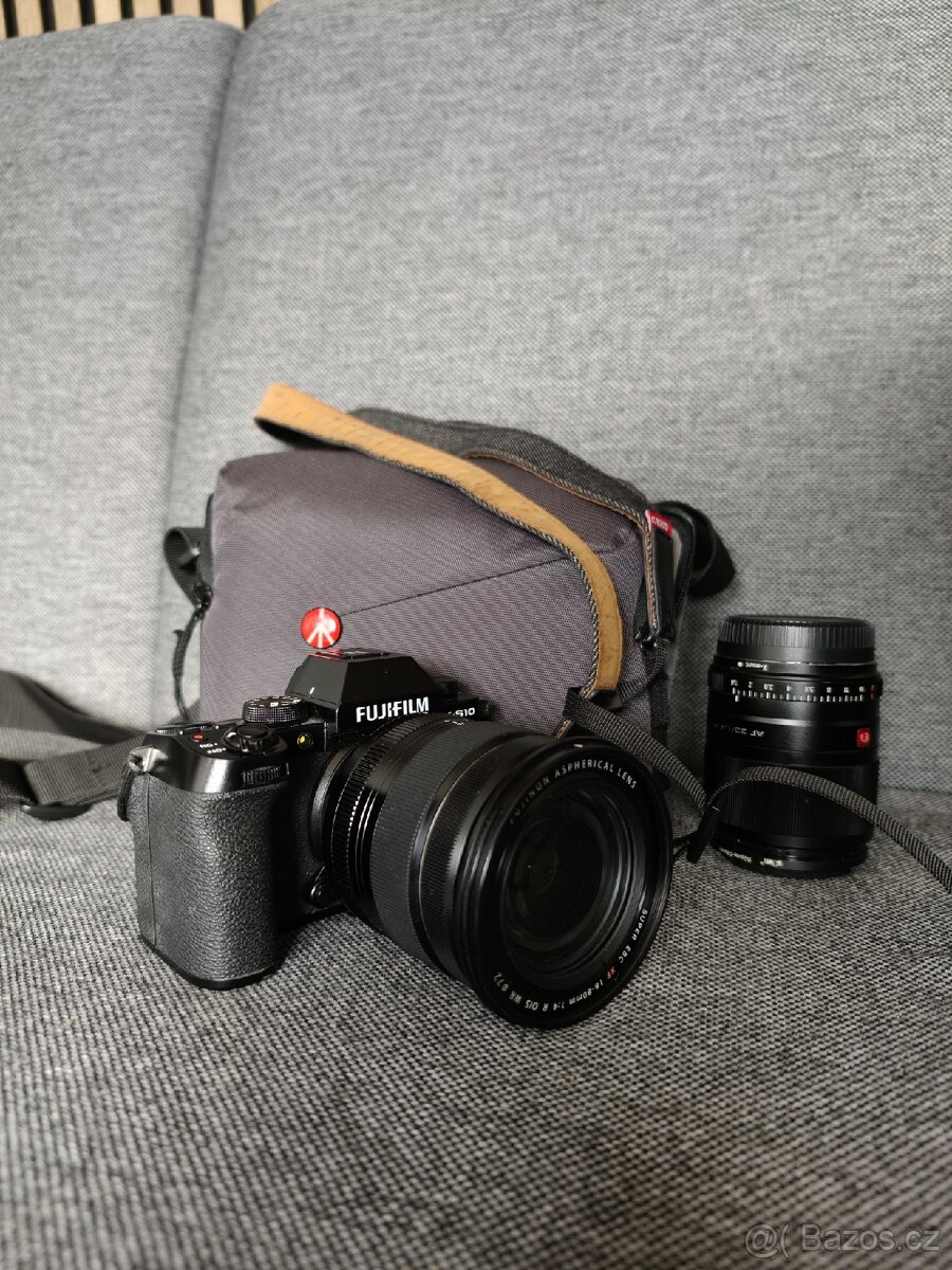 Fujifilm X-S10 (tělo)