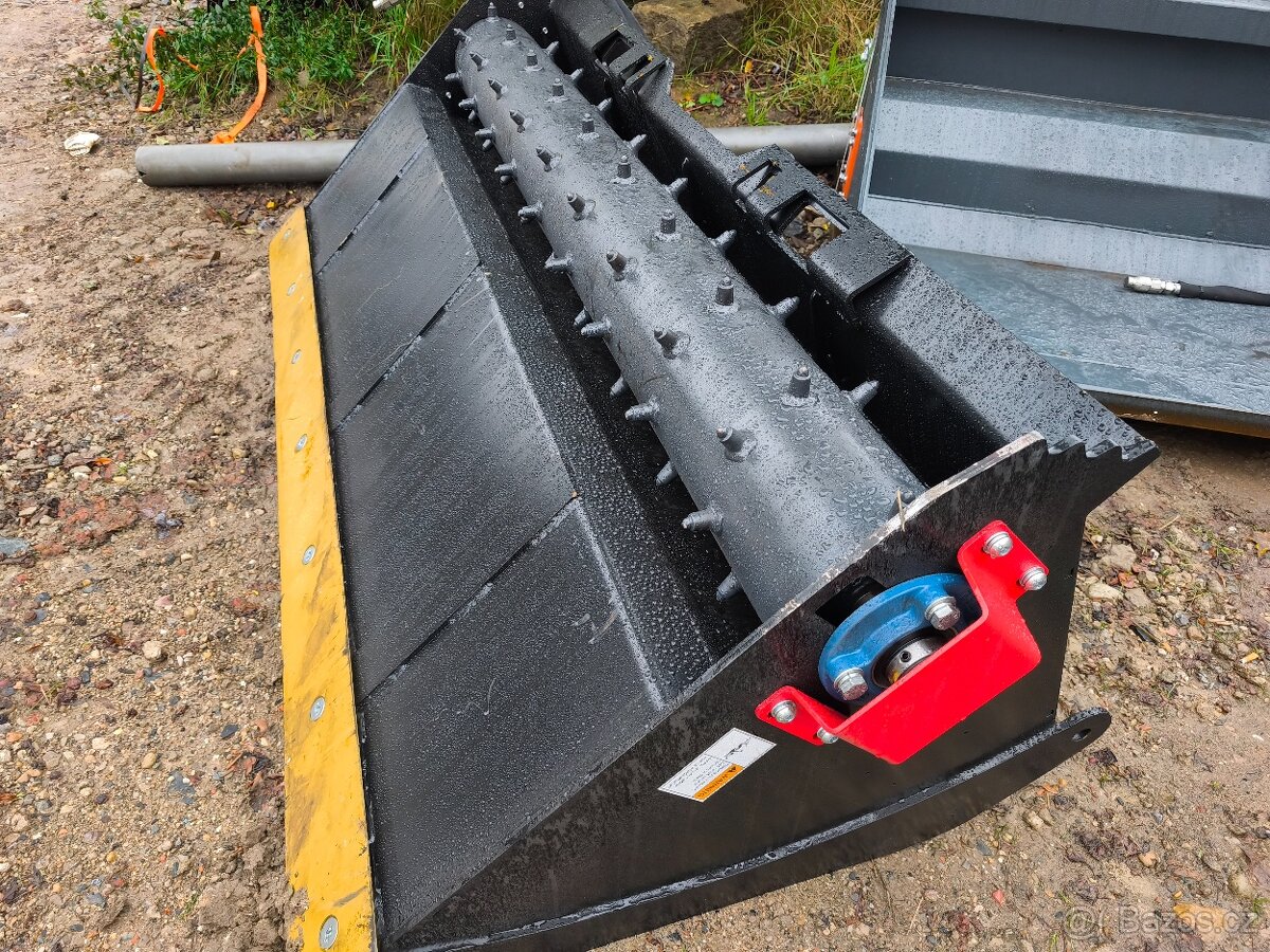 Hydra lopata s frézou na smykáč