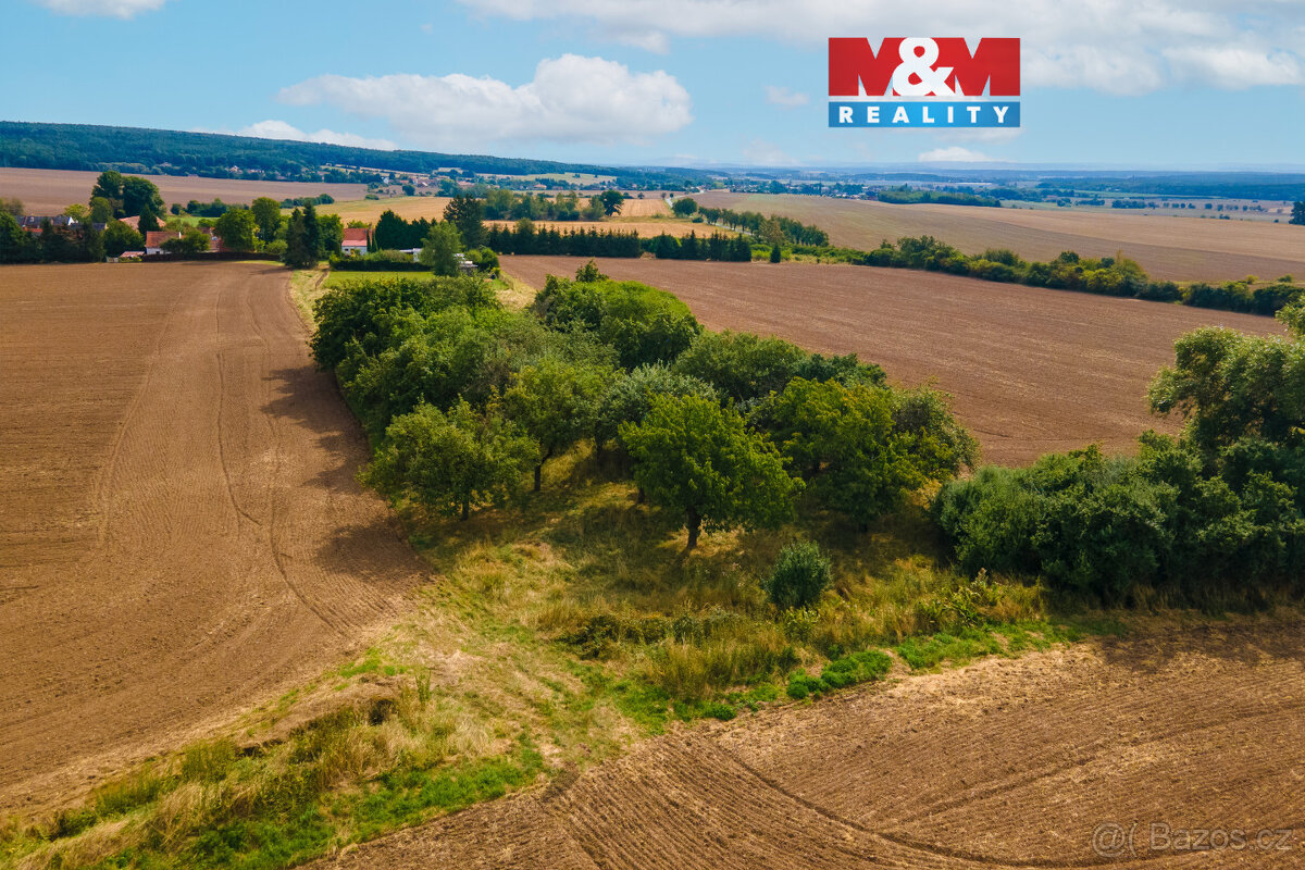 Prodej pozemku k bydlení, 1626 m², Kbelany