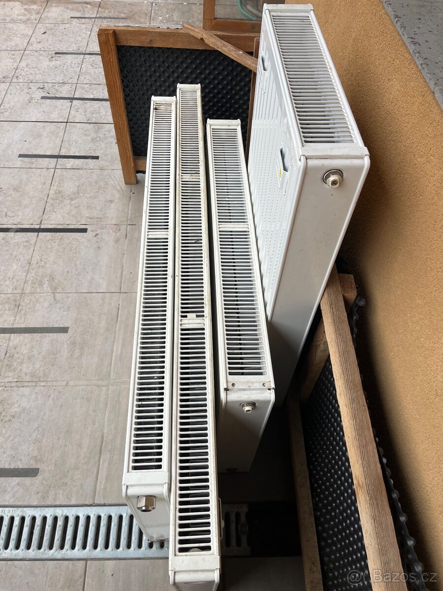 Deskový radiátor