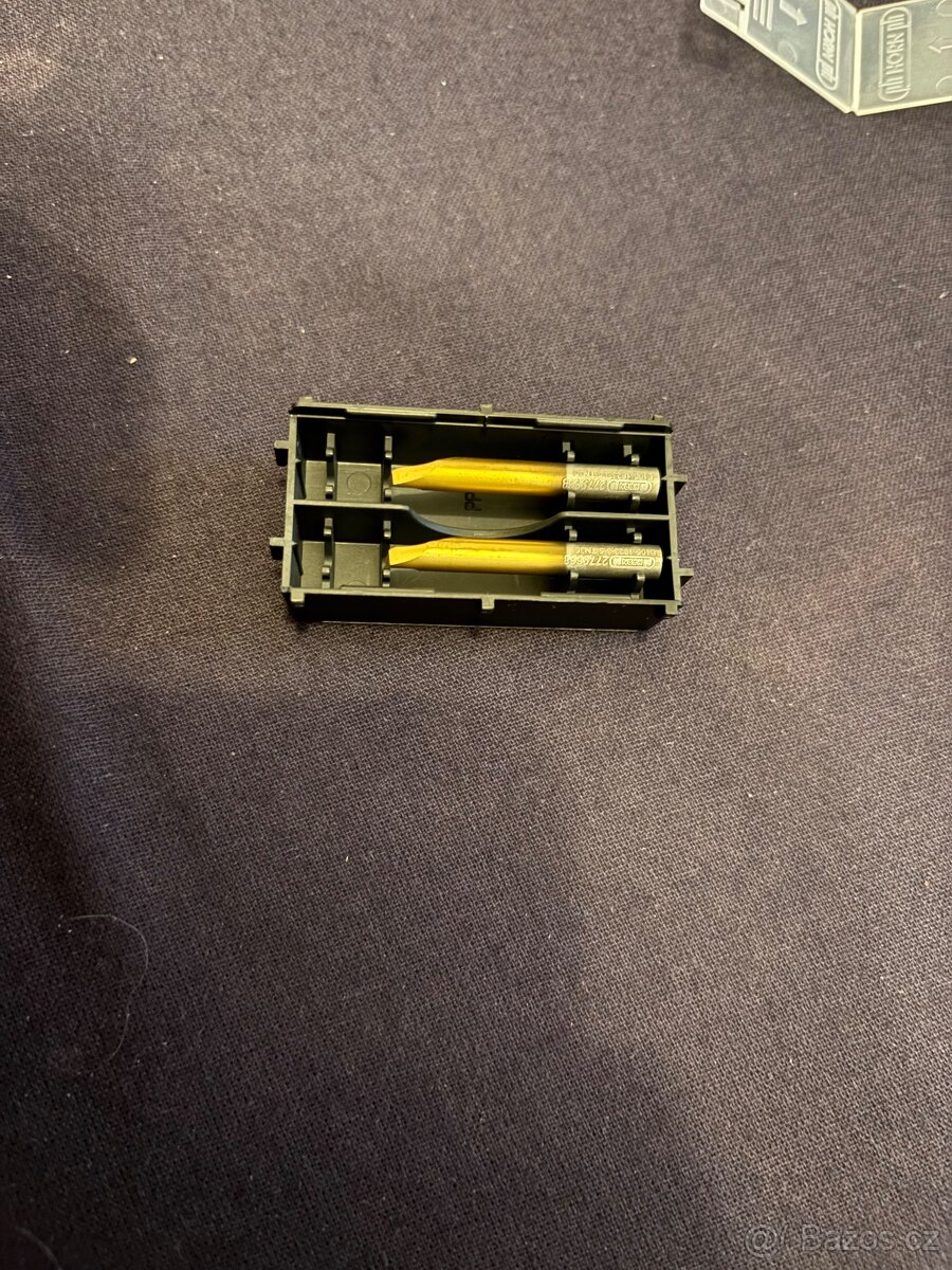 Mini nožíky do diry pitihorn