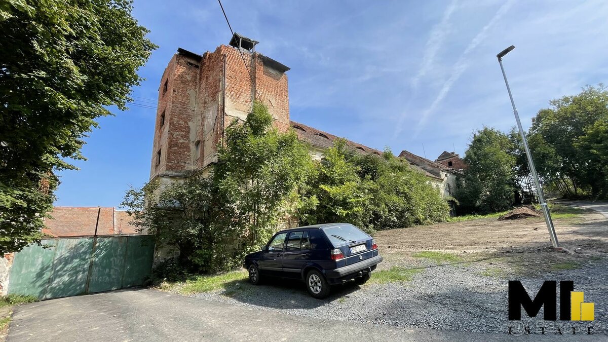 Prodej zemědělského objektu 252m² , pozemek 296m² , Pšov , P