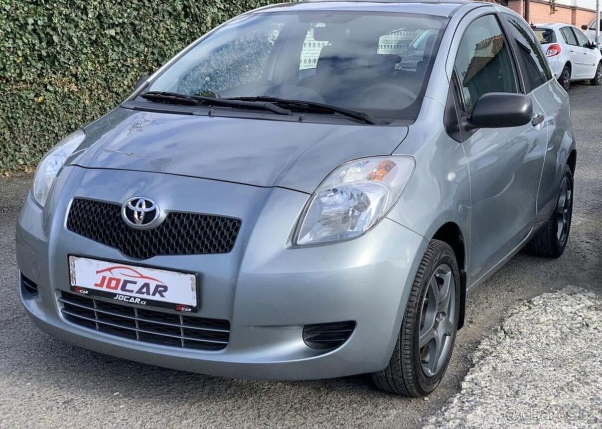 Toyota Yaris 1.3 VVTi KLIMATIZACE ALU manuál 64 kw