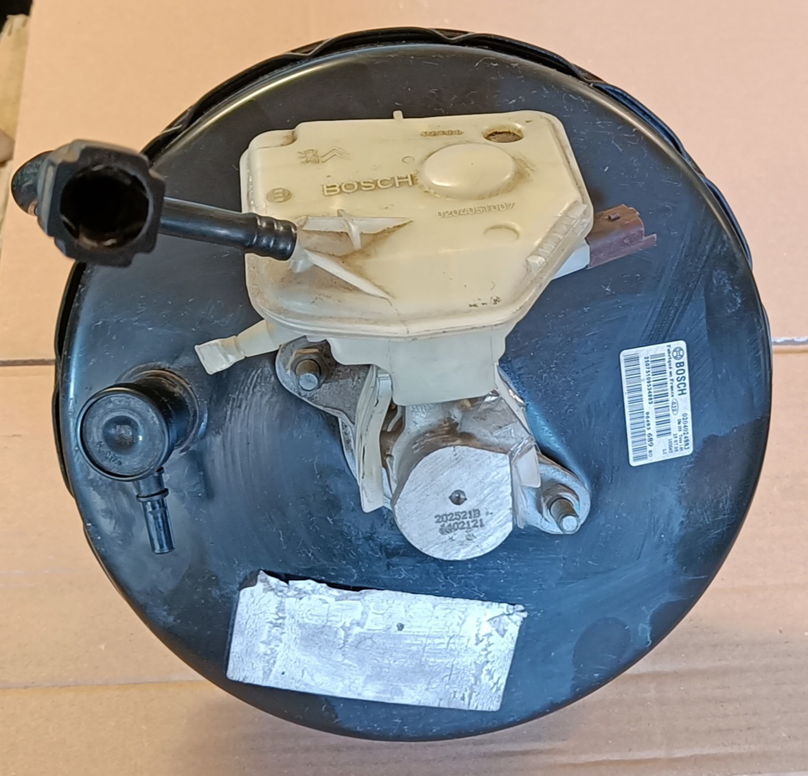 Posilovač brzd, brzdový válec Peugeot 307