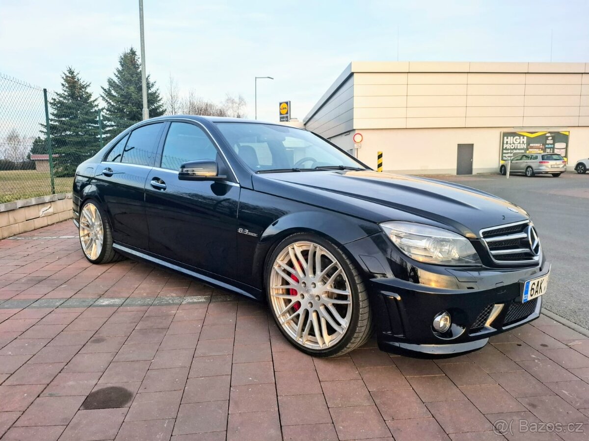 Mercedes Benz C63 AMG W204