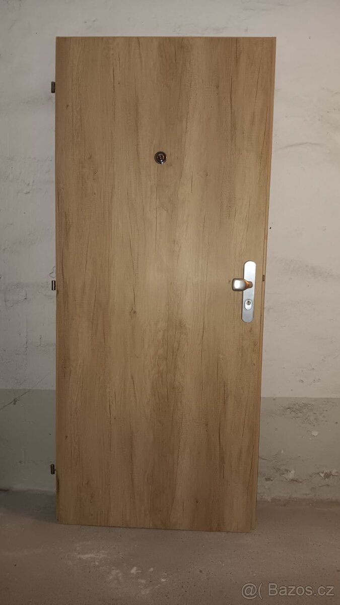 Prodám dveře