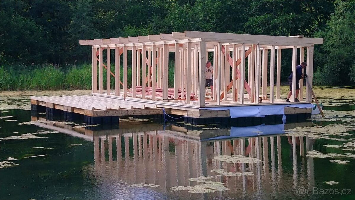 Postavte si svůj hausbót na plastových plovácích