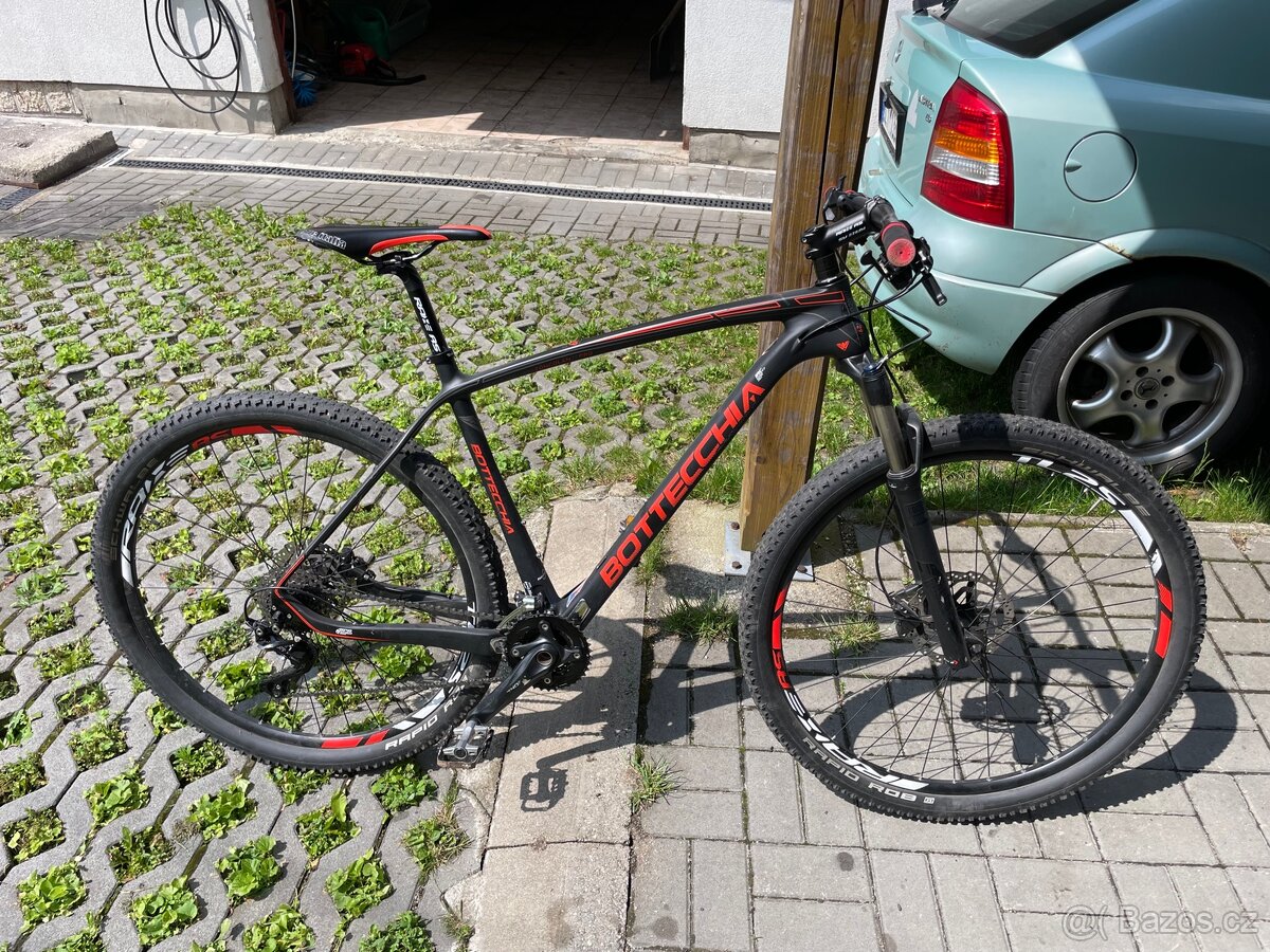 Bottecchia Zoncolan 29 Pro – karbonový hardtail MTB