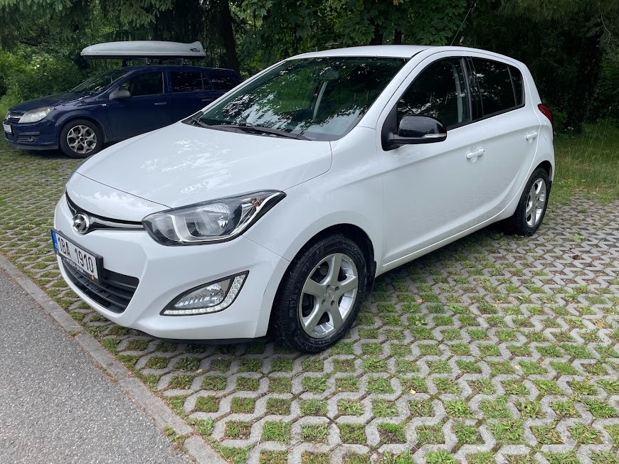 Hyundai i20, Family Go, 1,2i 63 kW, CŘ, 1. majitel, CEBIA