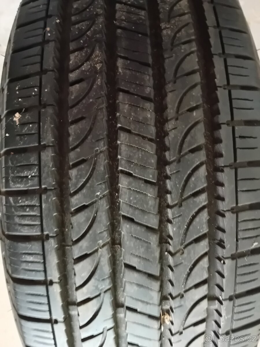 Prodám Sadu pneu 255/60/18 Top stav