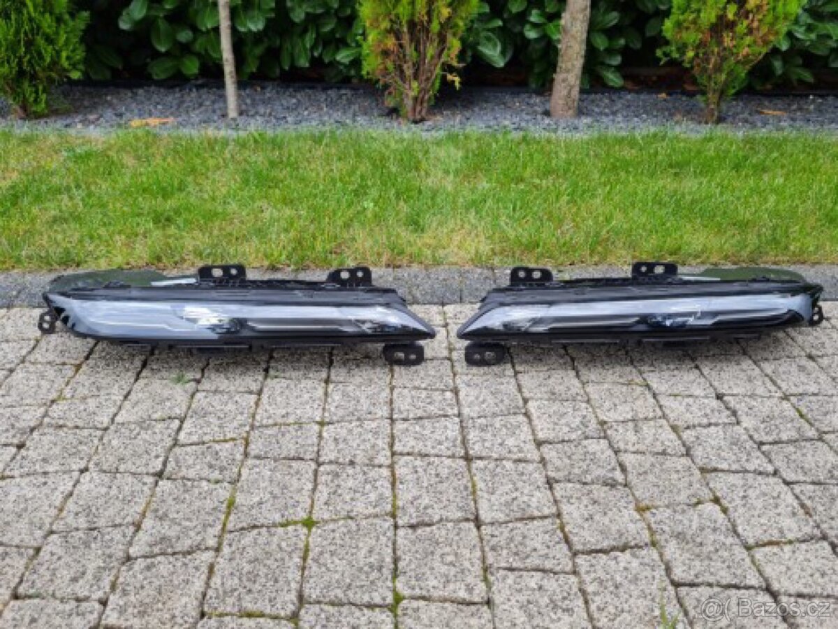 BMW 7 G70 Full LED světlomety 9879935-11, 9879936-11