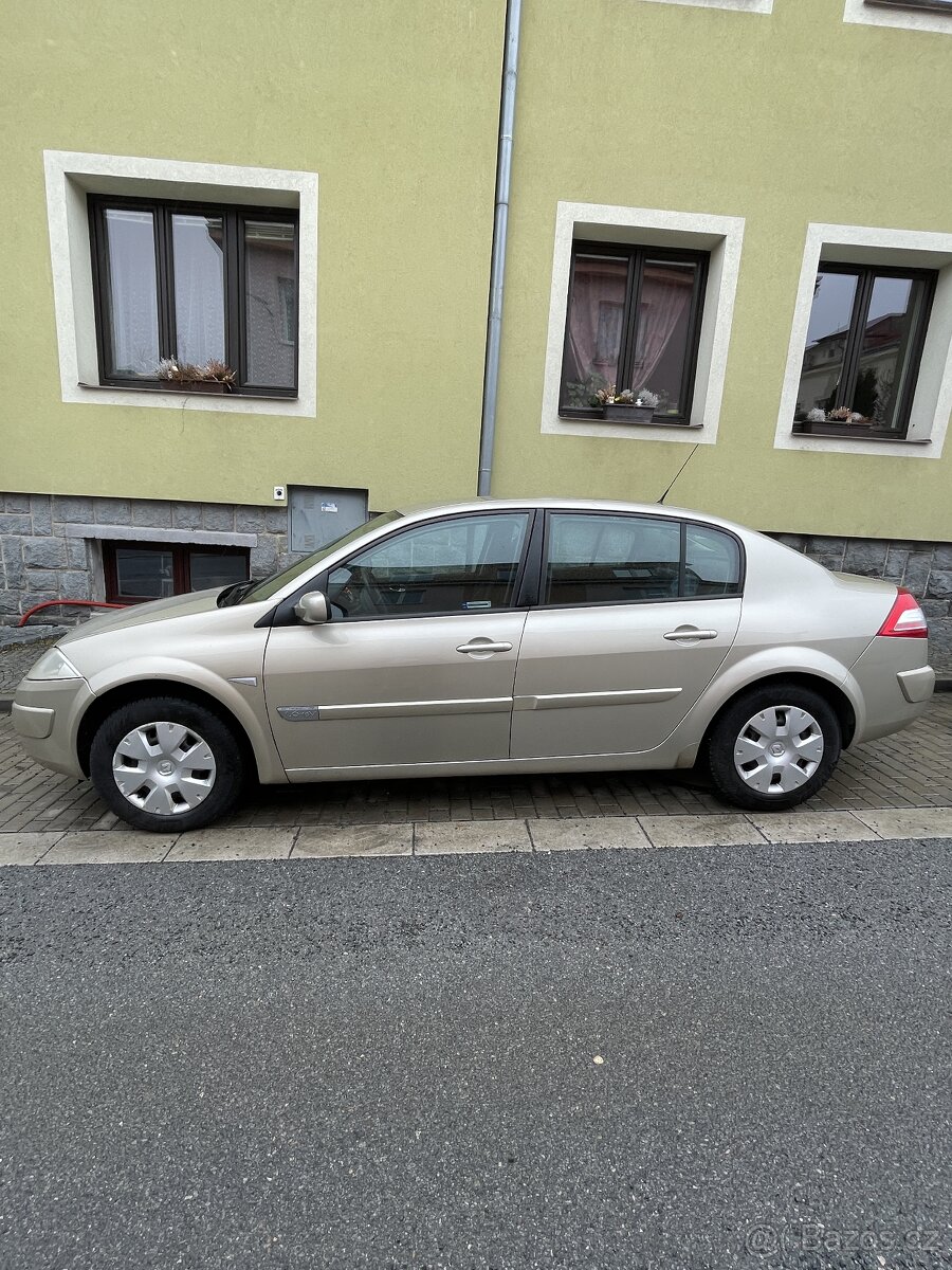 Renault megane 1,6 82 kw