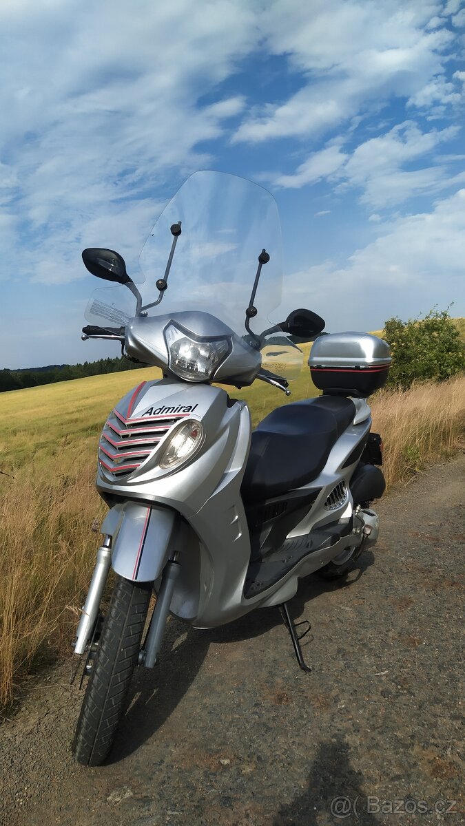 Skútr MP Korado 125 , STK 2028