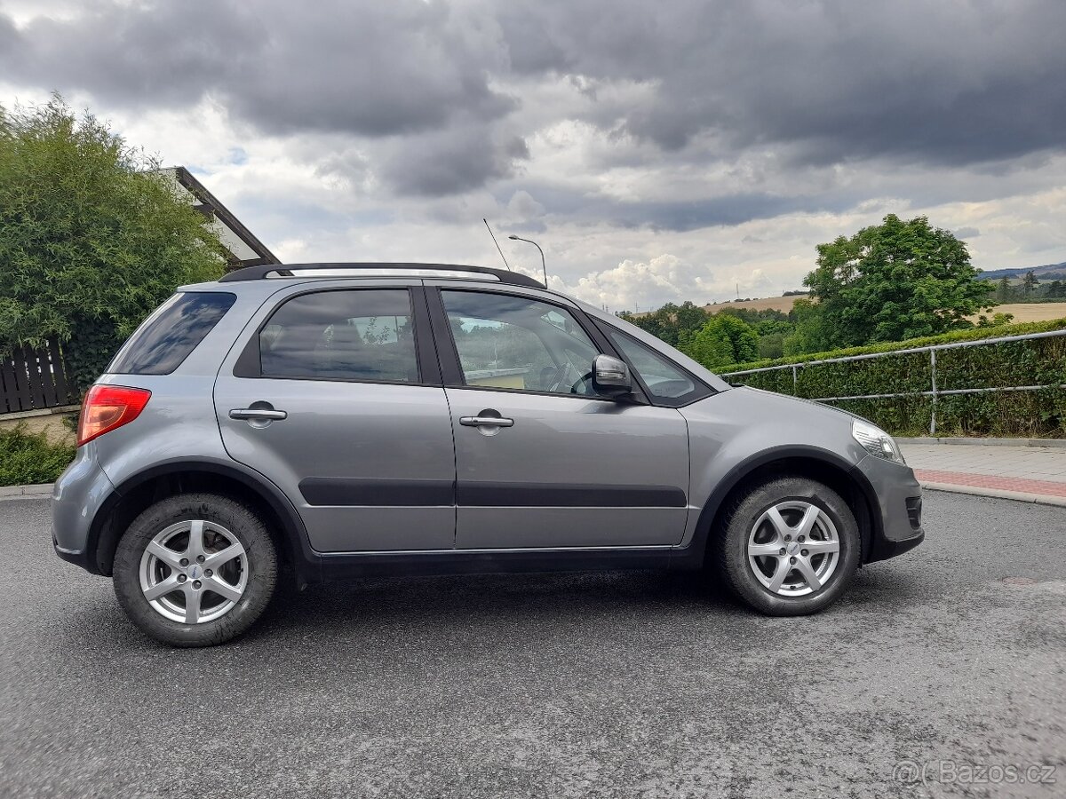 SUZUKI SX4 1.6 16V 88KW,●4x4● ROK 2013,NOVÁ STK,PO SERVISU