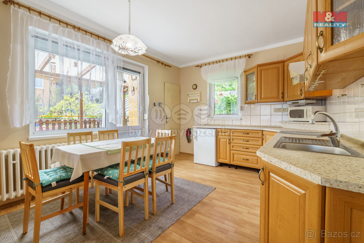 Prodej rodinného domu, 226 m², Žlutice, ul. Poděbradova