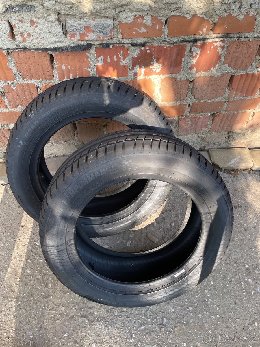 Letní pneu 195/55 r15