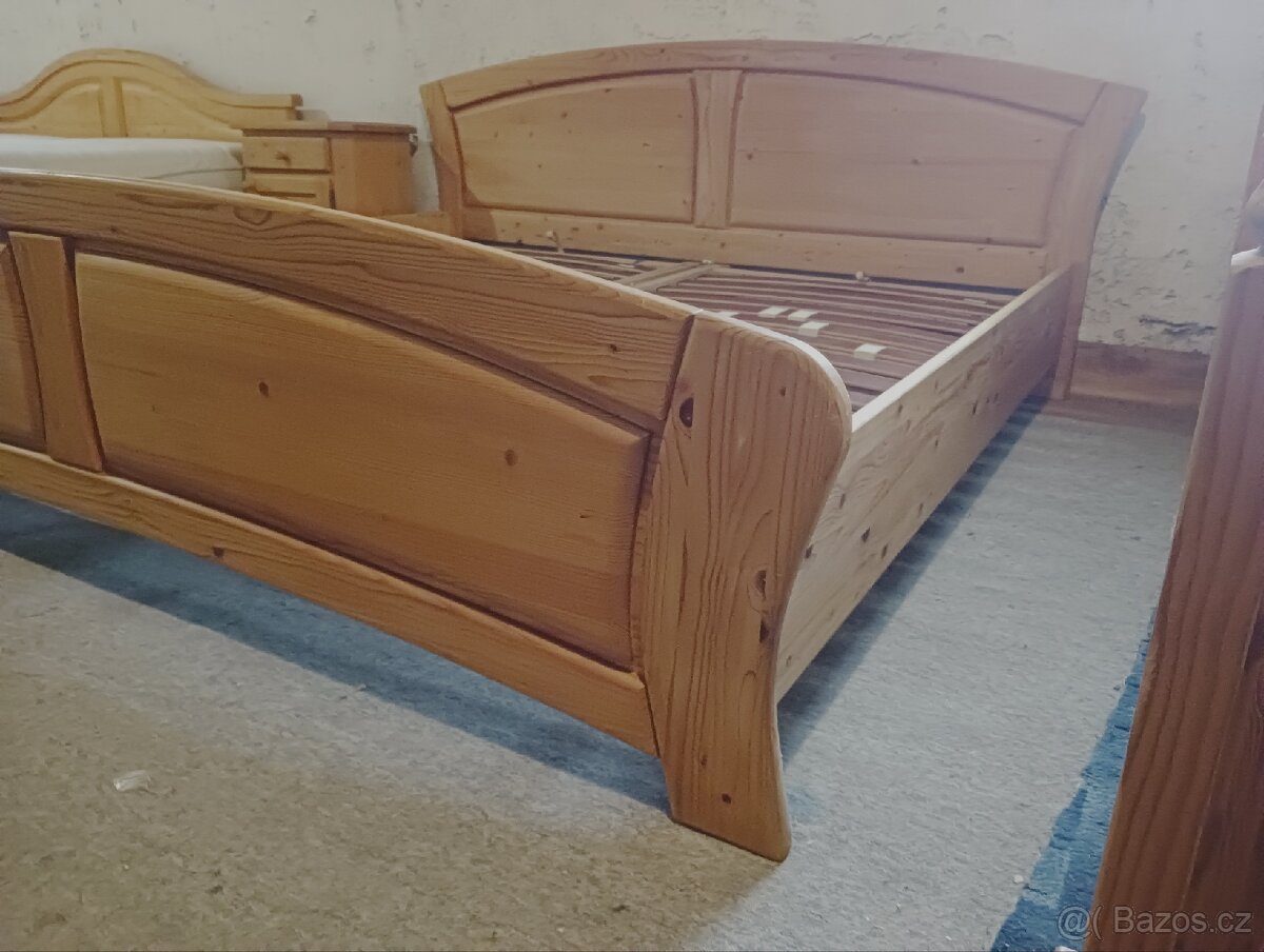 Vesnická postel 200