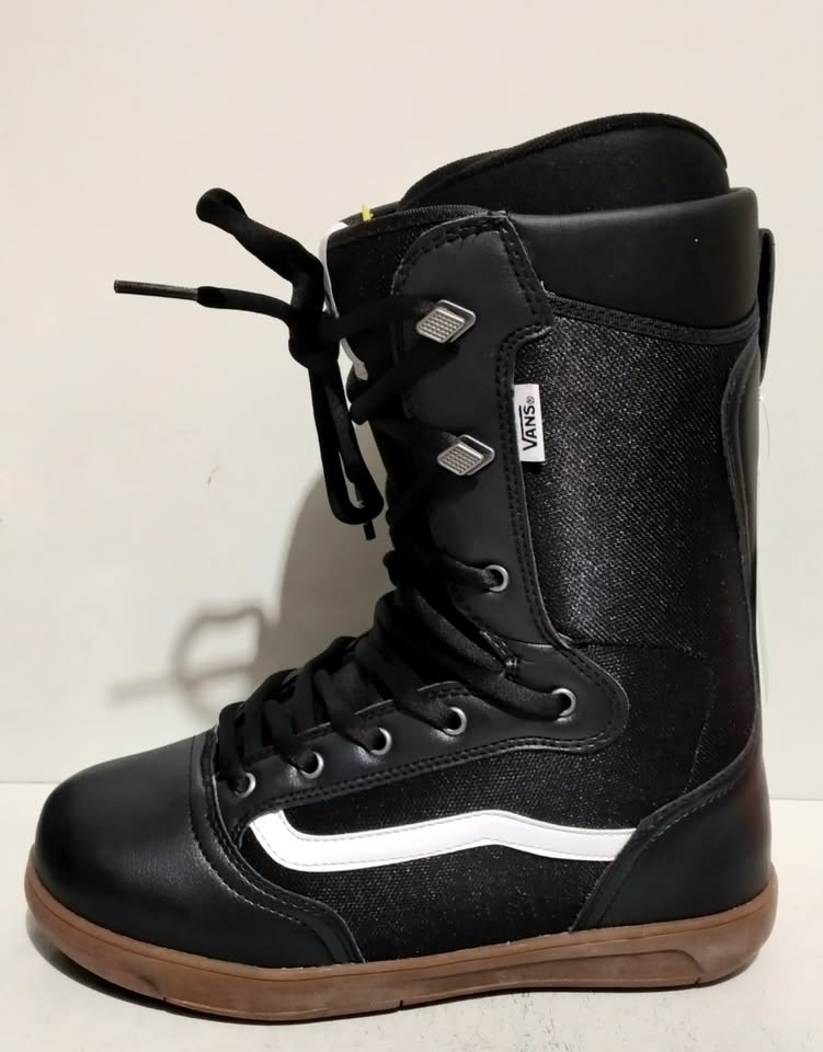 NOVÉ Snowboardové boty Vans Vel.: 42,5 a 42