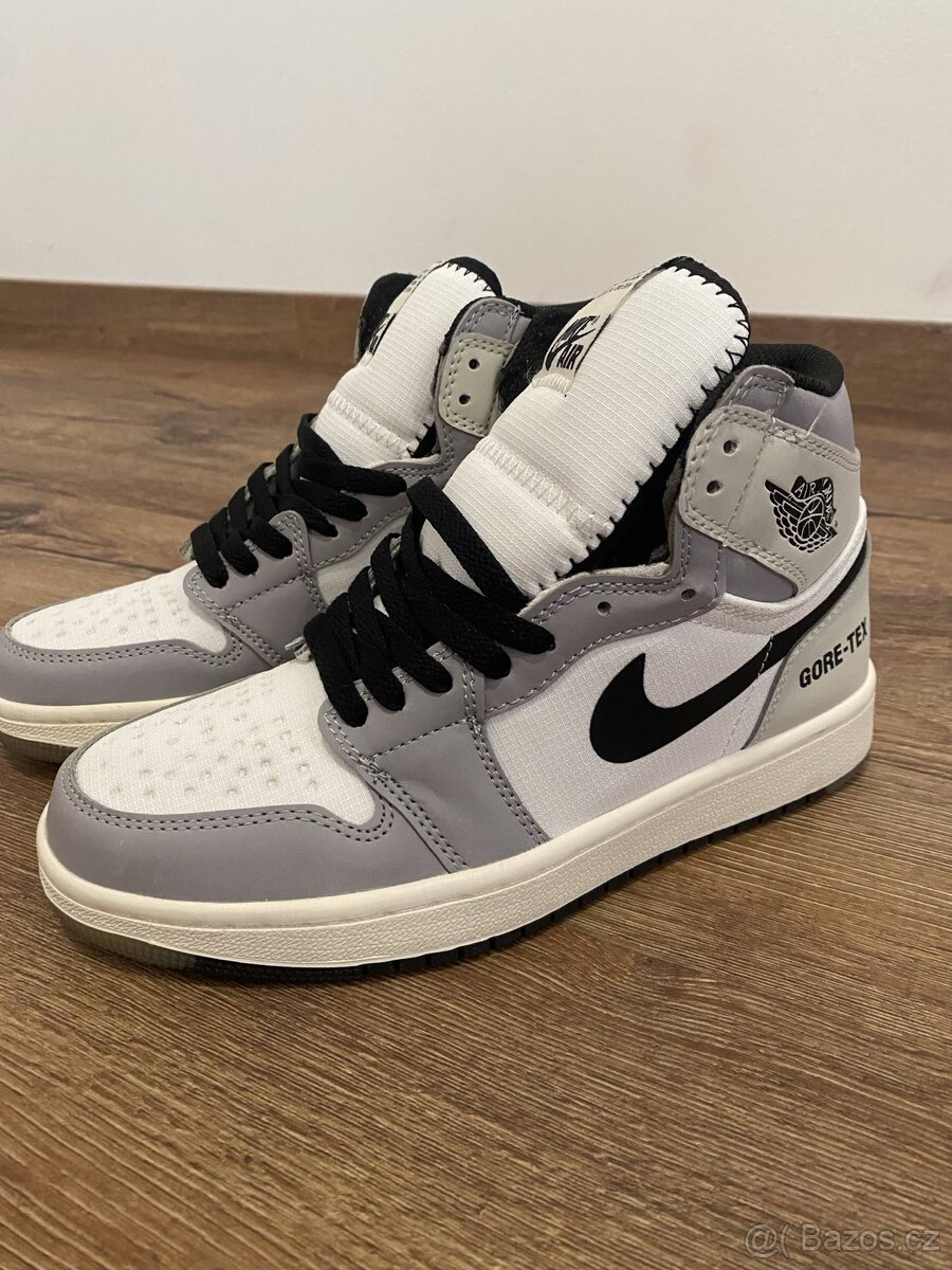 Nike Air Jordan 1 GoreTex (vel. 37)