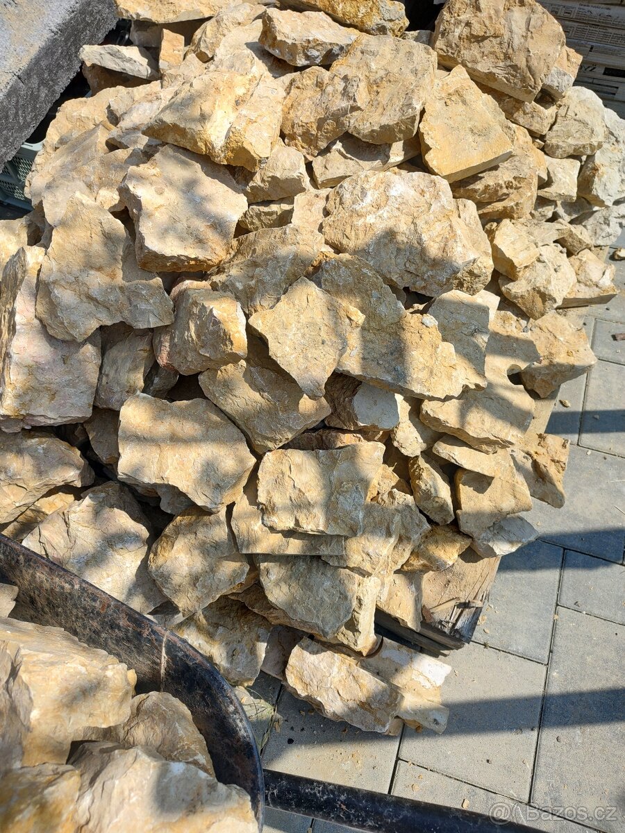 Pískovcový obklad přírodní