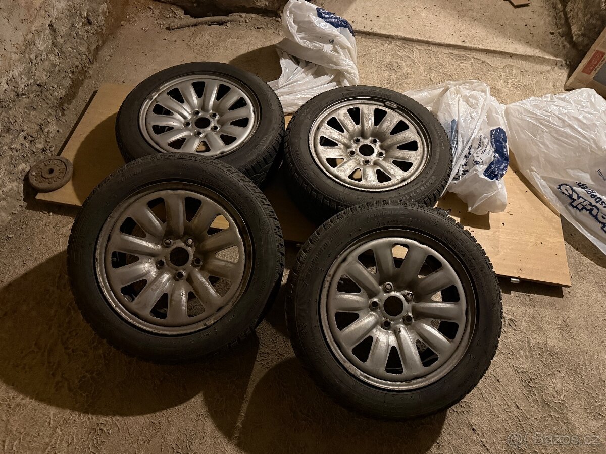Zimni pneu 205/55/16, 90% vzorek