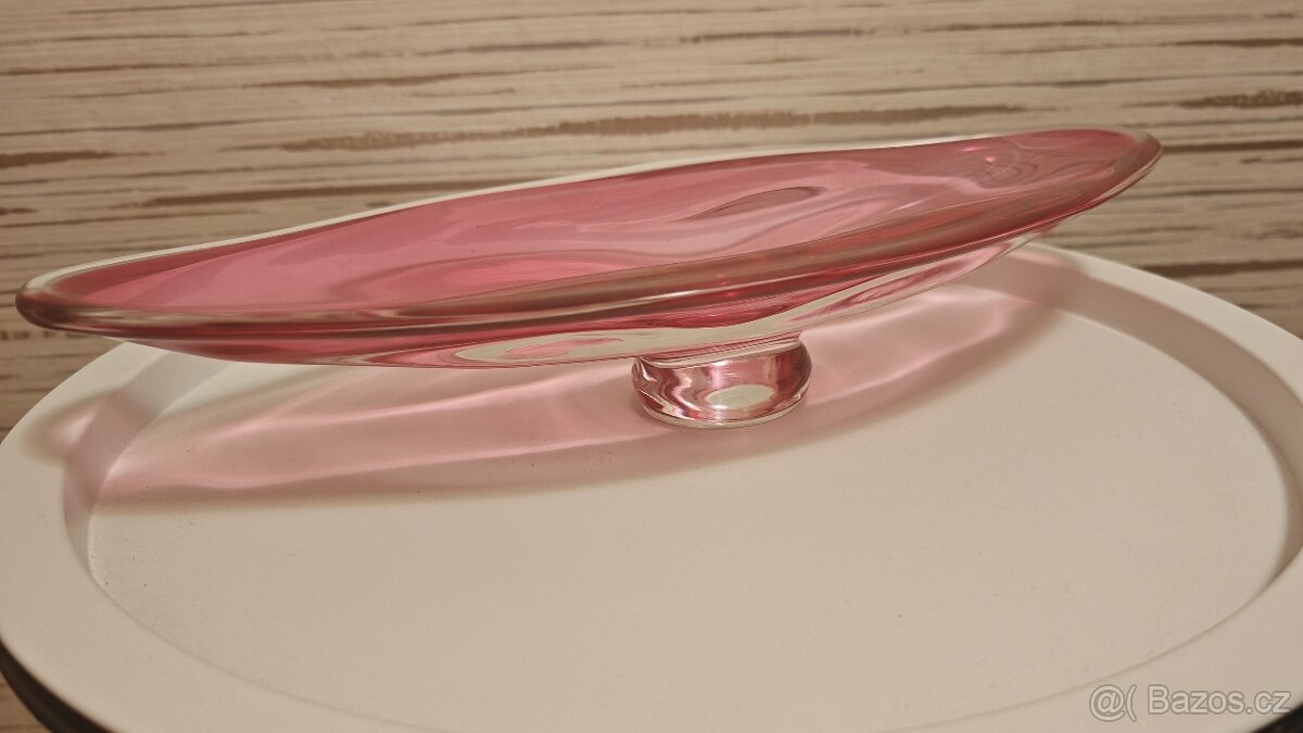 Mísa z hutního skla J. M. Hospodka