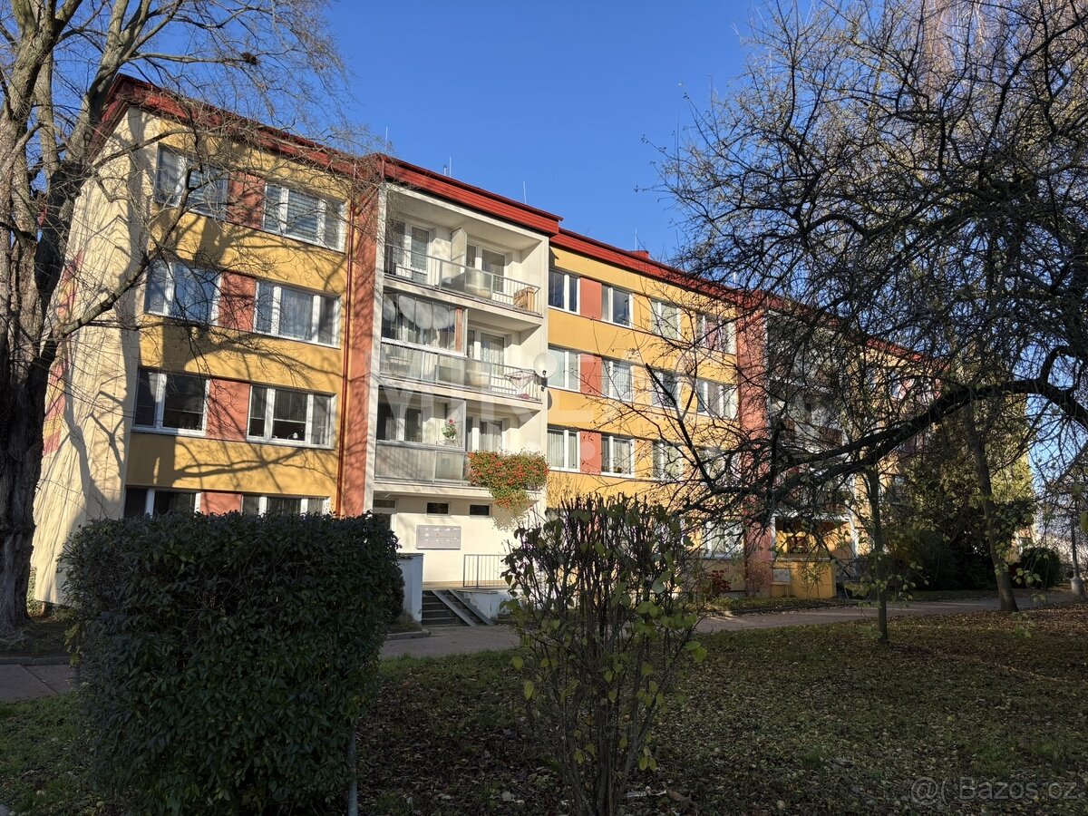 Lysá nad Labem, pronájem bytu 4+1 s lodžií, 71 m2, okr. Nymb