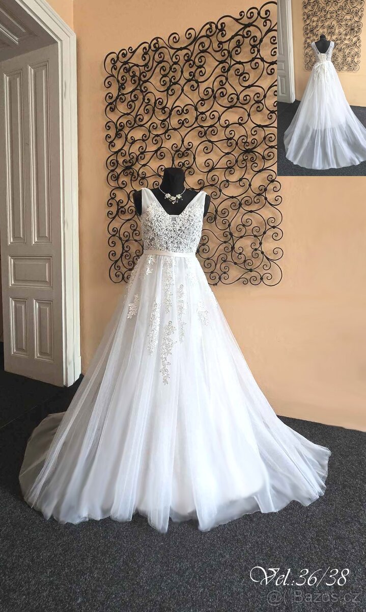 IVORY SVATEBNÍ ŠATY S VLEČKOU