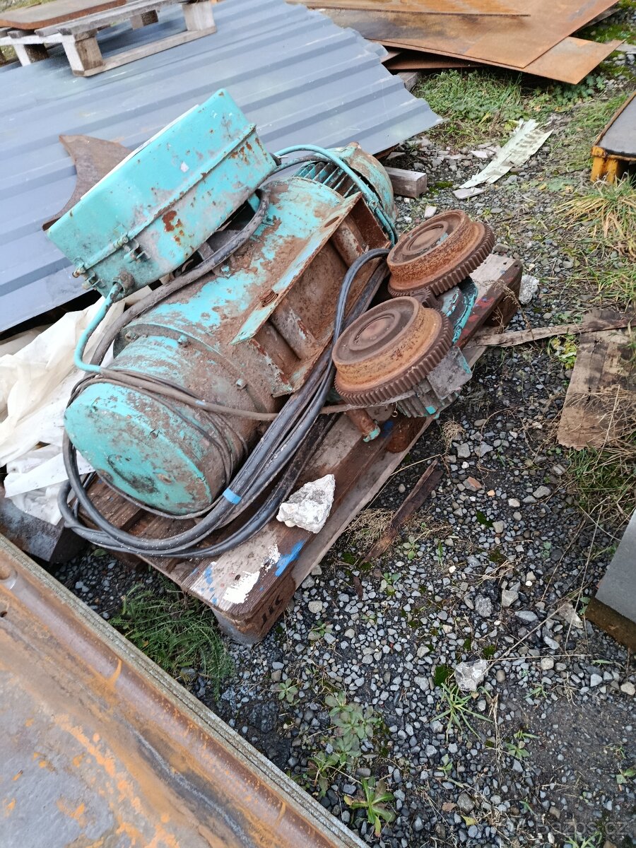 Jeřábová kočka 2T s pojezdem