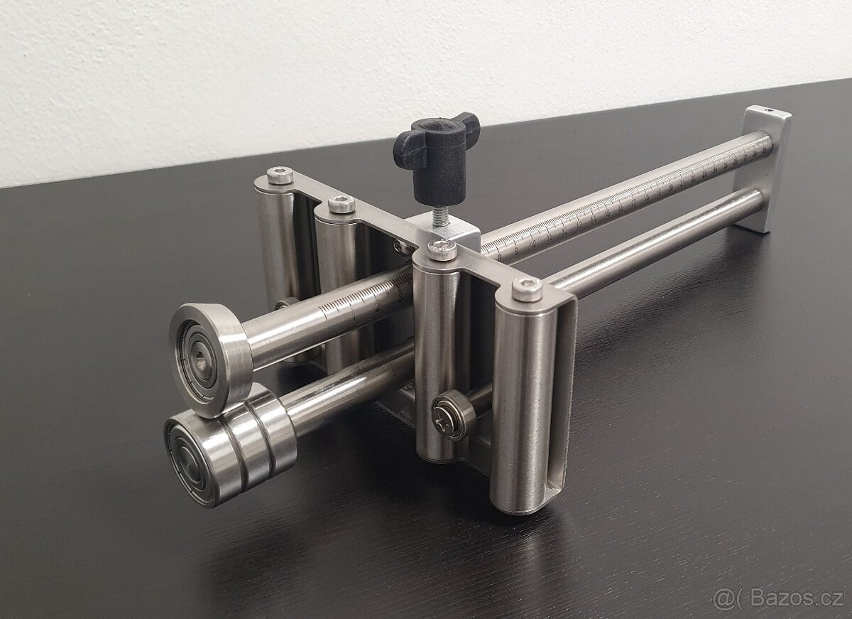 Rolovací ohýbačka plechu 300 mm ohyb 100°